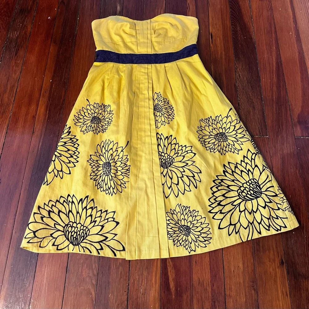 Floreat Yellow Strapless Dress with Purple Accents - Picture 2 of 8